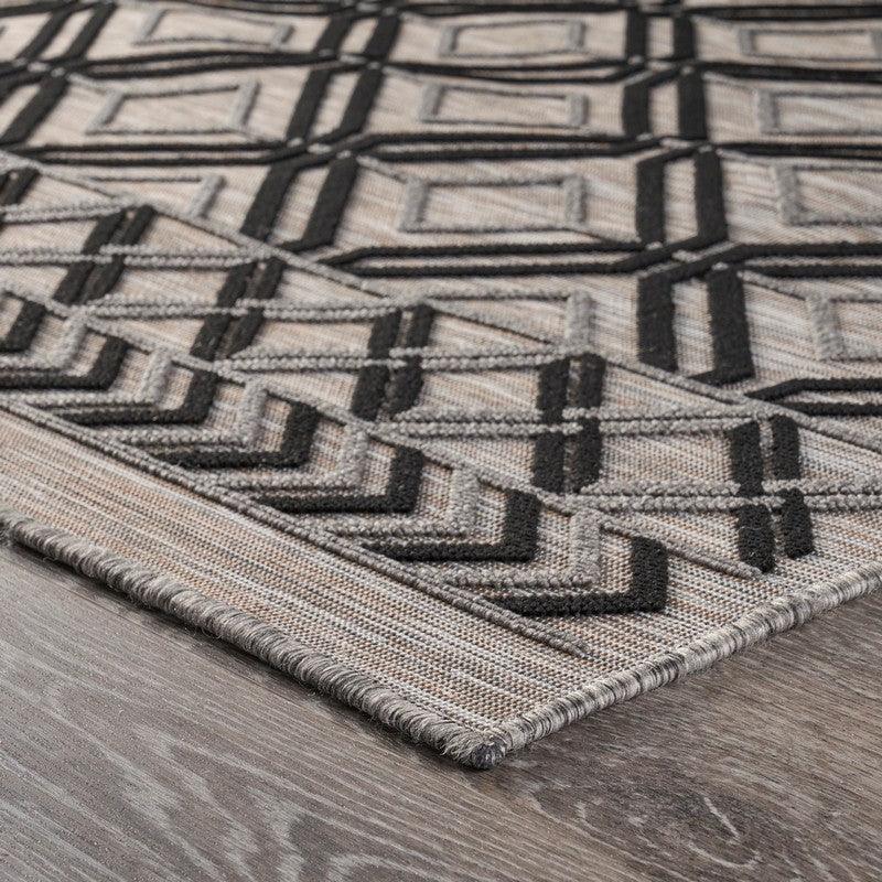 5' X 7' Black And Tan Indoor Outdoor Area Rug - FurniFindUSA