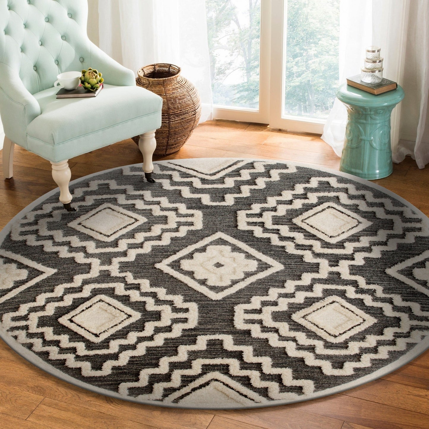 4’ Round Gray and Cream Geometric Area Rug