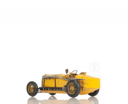 Alfa Romeo P2 Classic Racing Car Sculpture