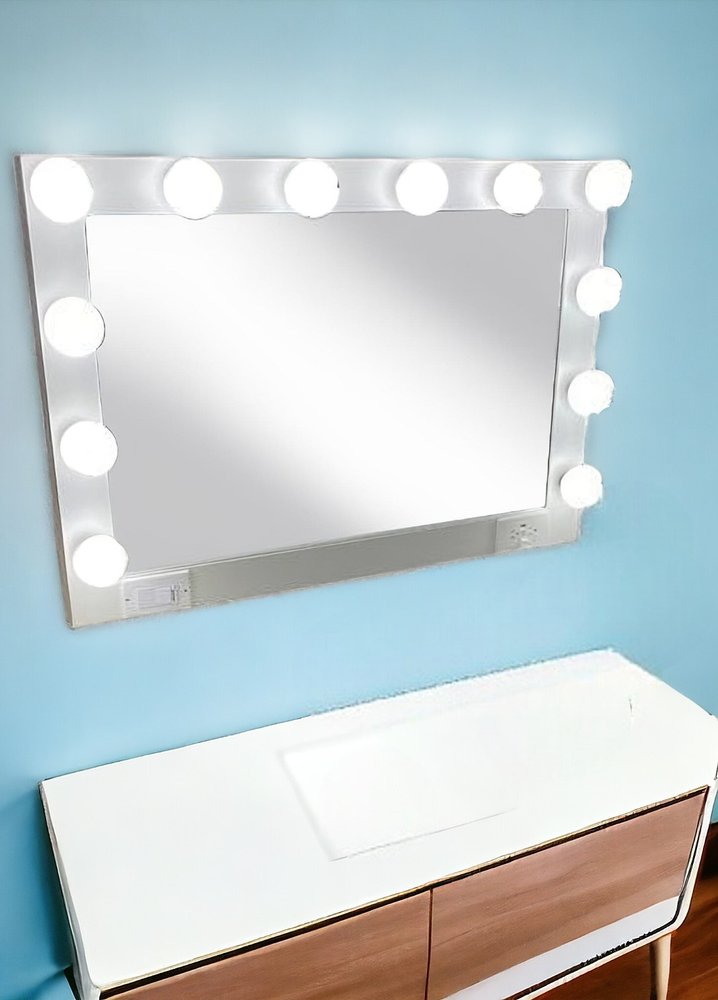 28" White Wood Framed Accent Mirror HomeRoots