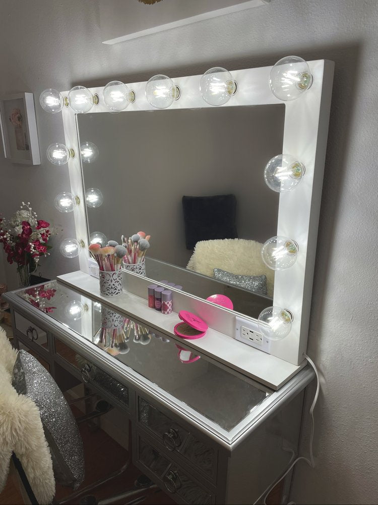 28" White Wood Framed Accent Mirror HomeRoots