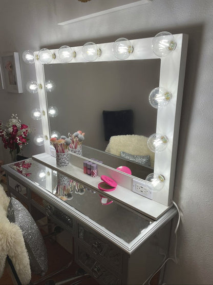 28" White Wood Framed Accent Mirror HomeRoots