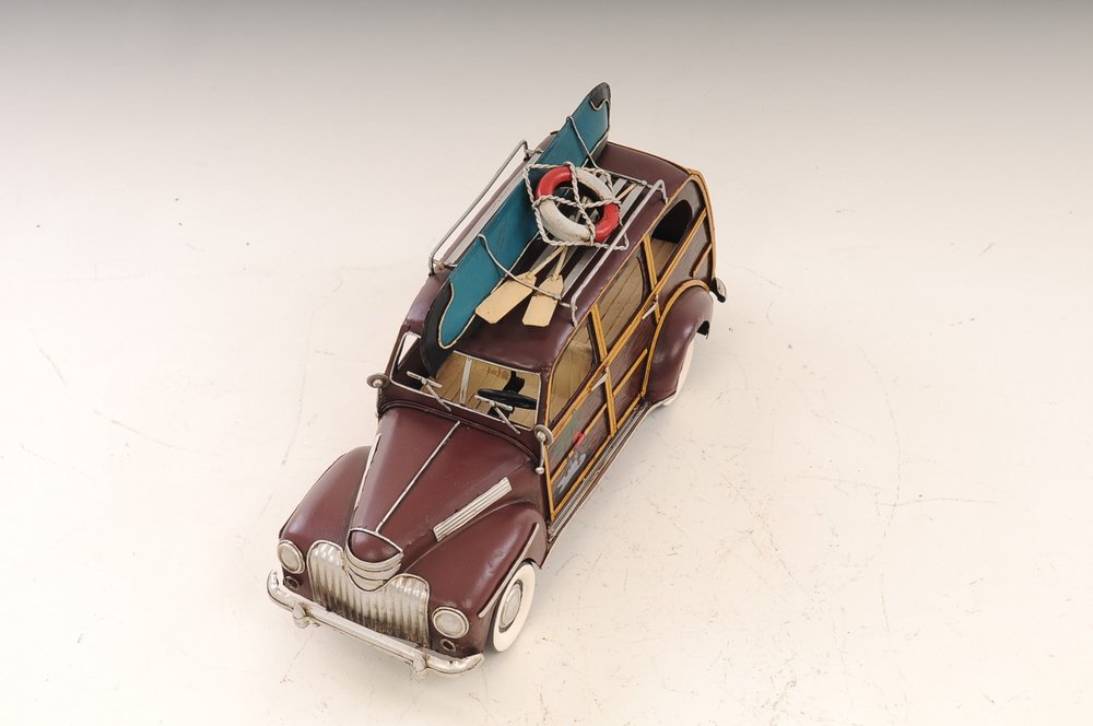 c1947 Chevrolet Suburban Sculpture HomeRoots