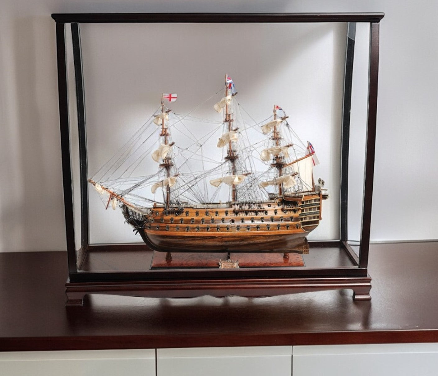 32" Wood Brown Solid Wood Hand Painted HMS Victory Medium Display Case Model Boat