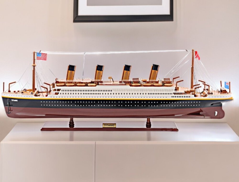 11" Black and Red 1912 RMS Titanic Medium Boat Hand Painted Decorative Boat HomeRoots