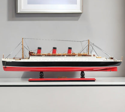 5" Black and Red Solid Wood Hand Painted RMS Queen Mary Model Boat