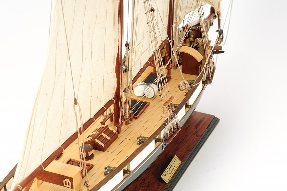 26" Black and White Solid Wood Hand Painted p-Oxybis(benzenesulfonyl hydrazide) Model Boat HomeRoots