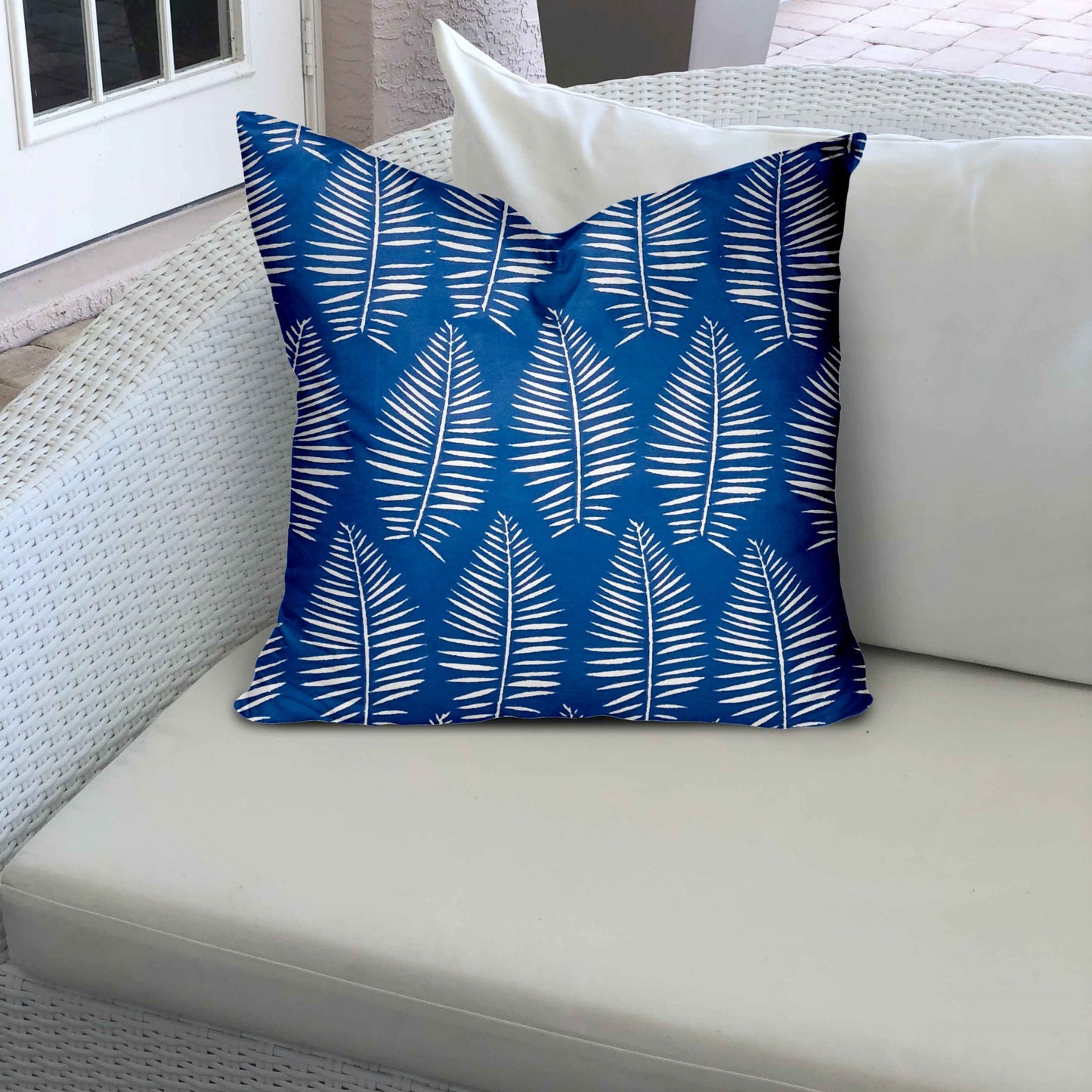 12" X 16" Blue And White Enveloped Tropical Lumbar Indoor Outdoor Pillow Cover