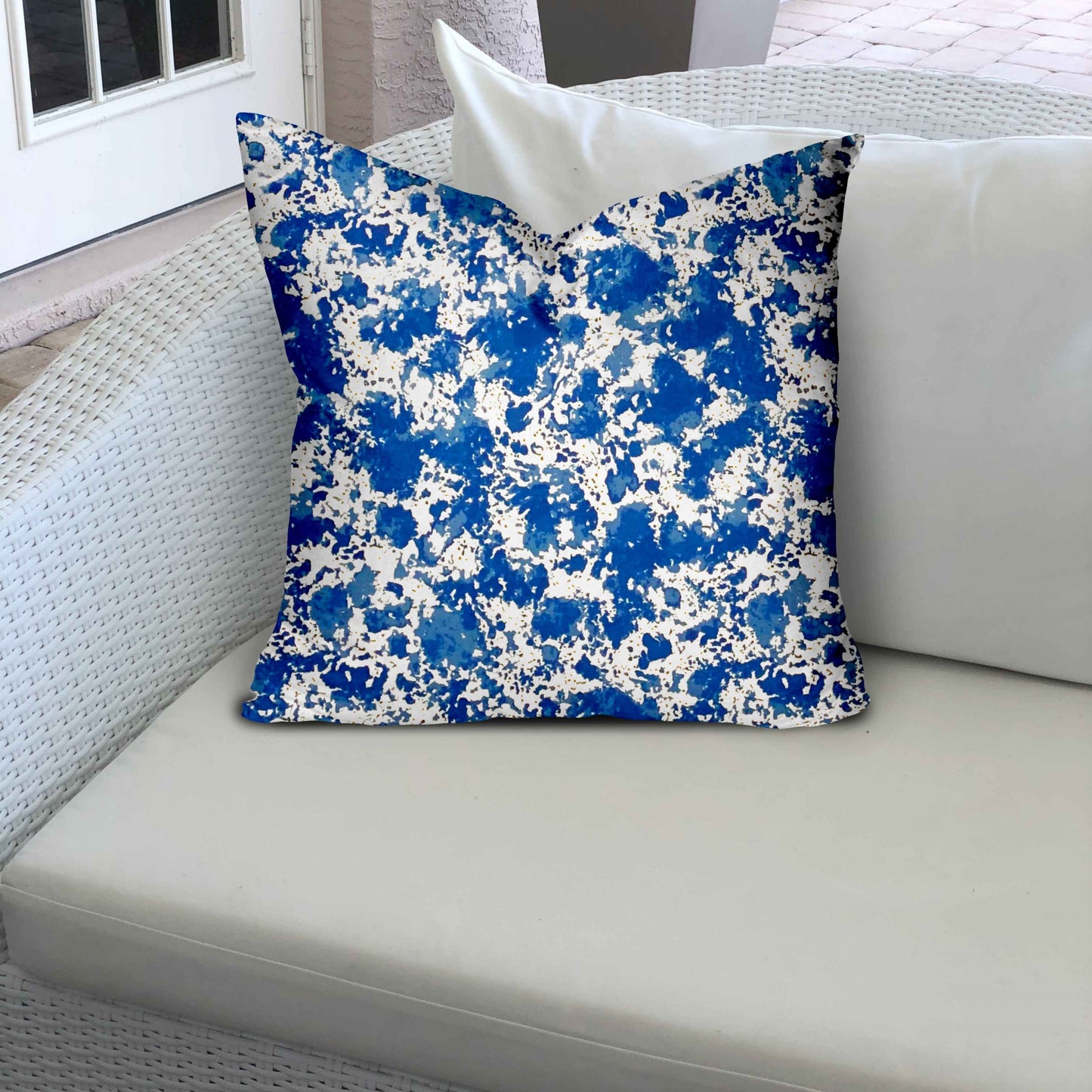 12" X 12" Blue And White Enveloped Throw Indoor Outdoor Pillow Cover