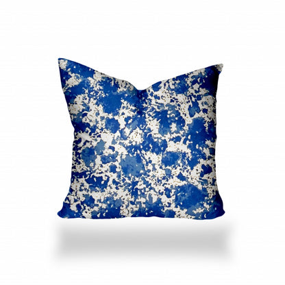 12" X 16" Blue And White Enveloped Coastal Lumbar Indoor Outdoor Pillow