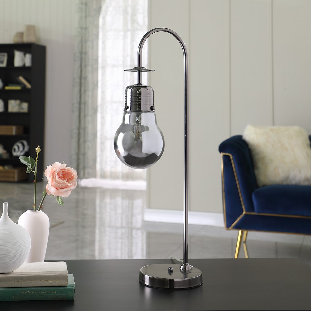 29" Black Metal Vintage Streetlight Desk Lamp HomeRoots