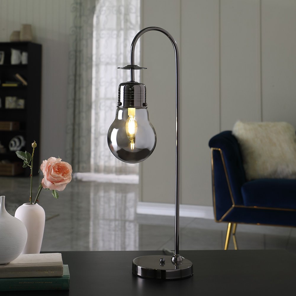 29" Black Metal Vintage Streetlight Desk Lamp HomeRoots