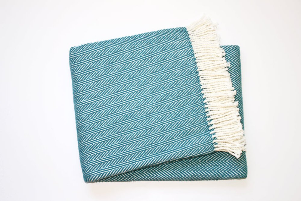 70" X 55" Teal Blue And White Cotton Blend Woven Herringbone Plush Throw Blanket with Tassels — view 1