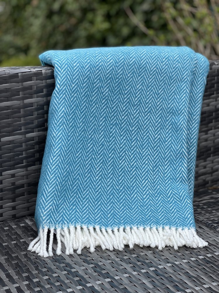 70" X 55" Teal Blue And White Cotton Blend Woven Herringbone Plush Throw Blanket with Tassels — view 6