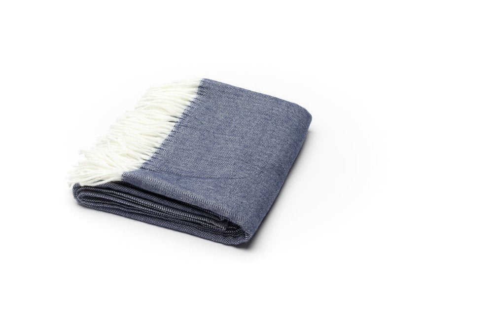 50" X 60" Navy Blue And White Woven Herringbone Plush Throw Blanket — view 2