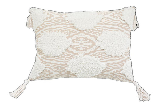 13" X 18" Beige And White Ogee Zippered Polyester And Cotton Blend Throw Pillow With Tassels FurniFindUSA
