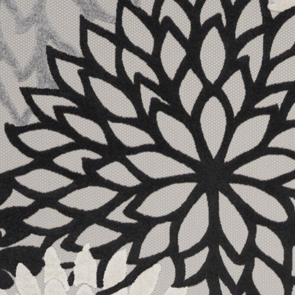 12' X 15' Black And White Indoor Outdoor Runner Rug HomeRoots