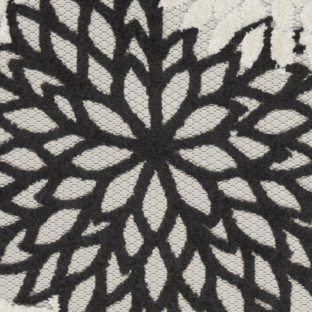 8' Black And White Indoor Outdoor Runner Rug — view 3