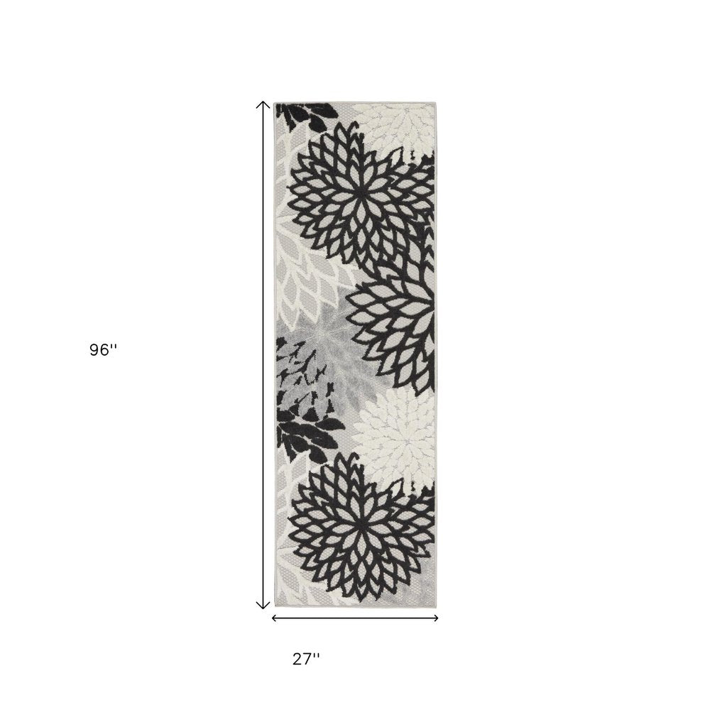 8' Black And White Indoor Outdoor Runner Rug — view 6