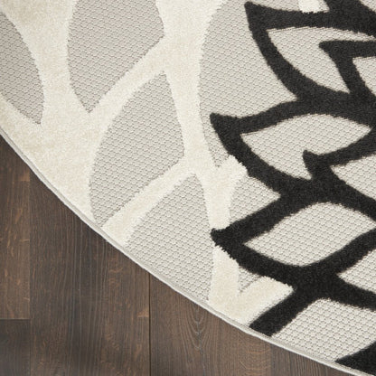 8' X 8' Black And White Indoor Outdoor Area Rug HomeRoots