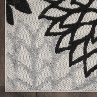 10' X 13' Black And White Floral Indoor Outdoor Area Rug HomeRoots