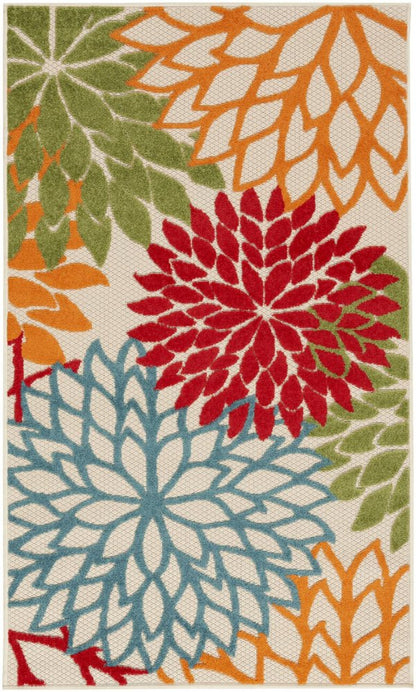 3' X 5' Green And Ivory Indoor Outdoor Area Rug HomeRoots