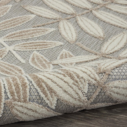 10' X 13' Gray And Ivory Indoor Outdoor Area Rug