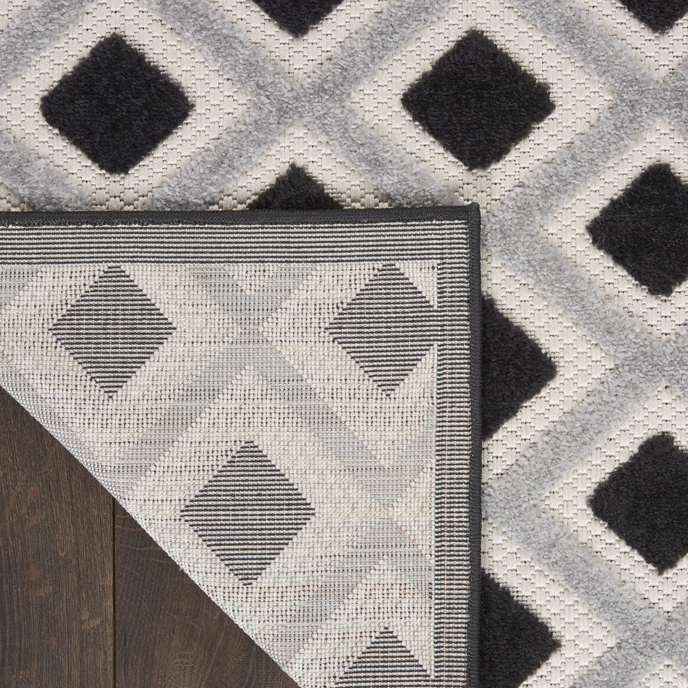 12' X 15' Black And White Gingham Non Skid Indoor Outdoor Area Rug — view 7