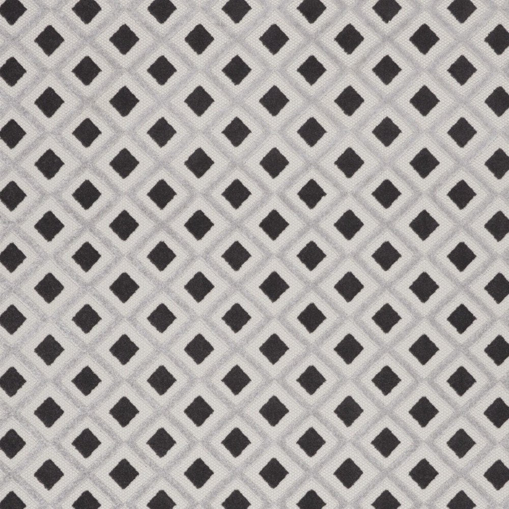 12' X 15' Black And White Gingham Non Skid Indoor Outdoor Area Rug — view 10
