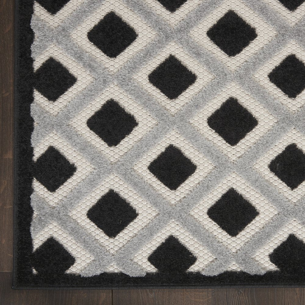 12' Black And White Indoor Outdoor Runner Rug — view 9