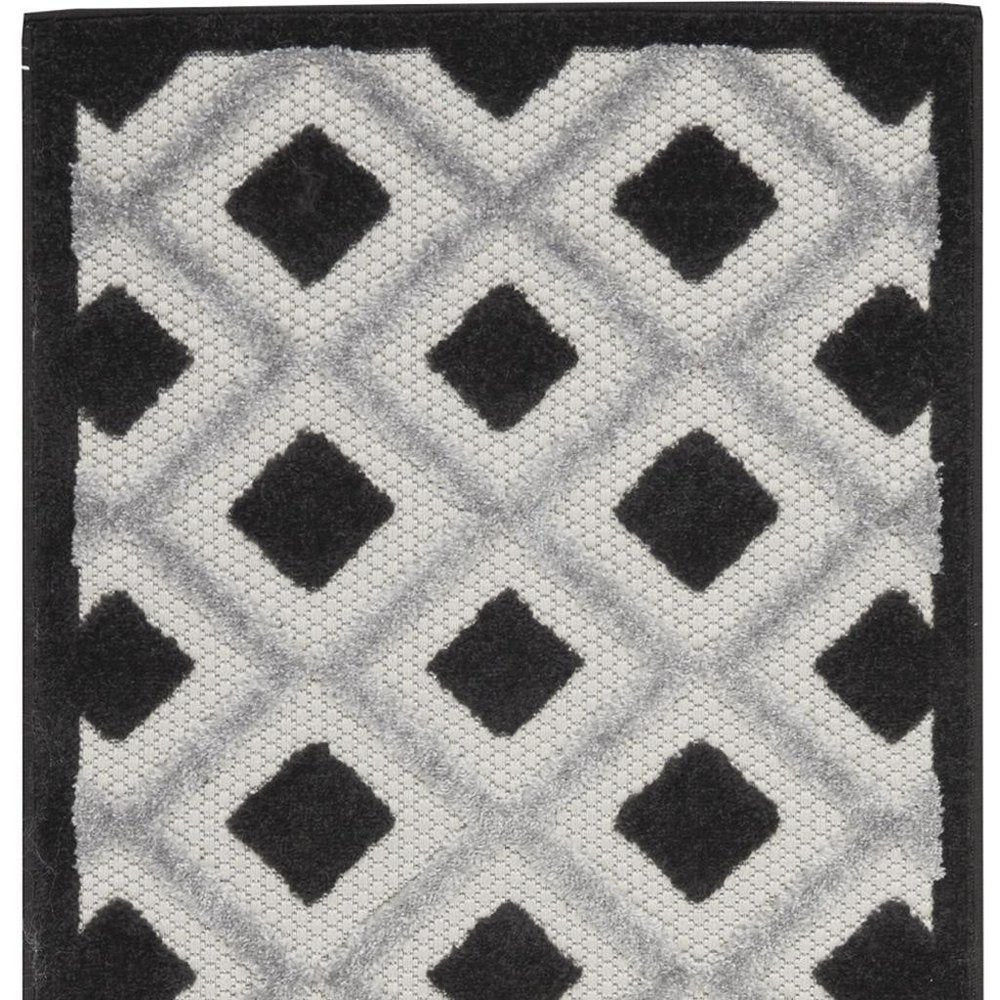 8' Black And White Indoor Outdoor Runner Rug HomeRoots