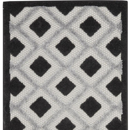 8' Black And White Indoor Outdoor Runner Rug HomeRoots