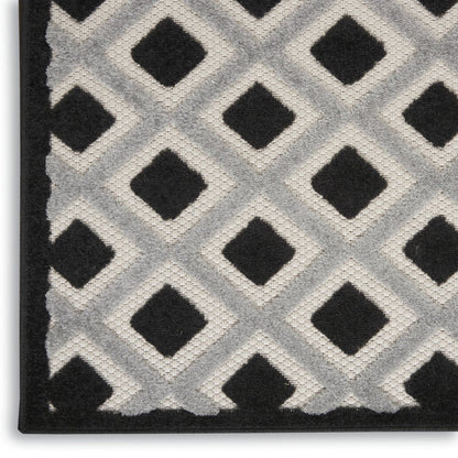 8' Black And White Indoor Outdoor Runner Rug HomeRoots
