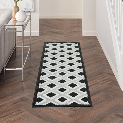 8' Black And White Indoor Outdoor Runner Rug HomeRoots