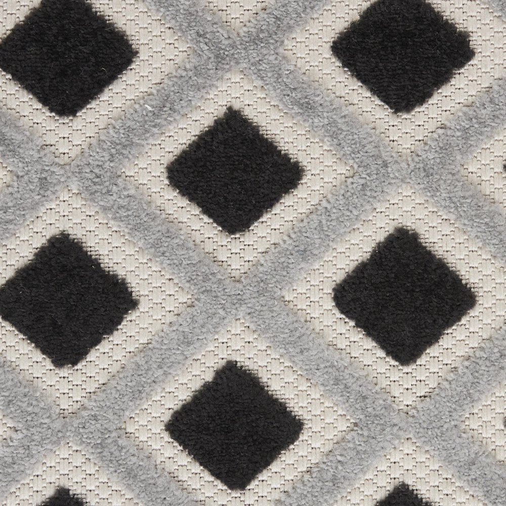 3' X 4' Black And White Indoor Outdoor Area Rug HomeRoots