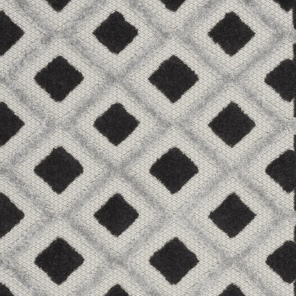 3' X 4' Black And White Indoor Outdoor Area Rug HomeRoots