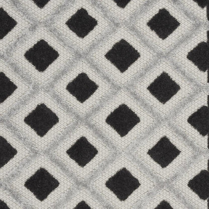 3' X 4' Black And White Indoor Outdoor Area Rug HomeRoots