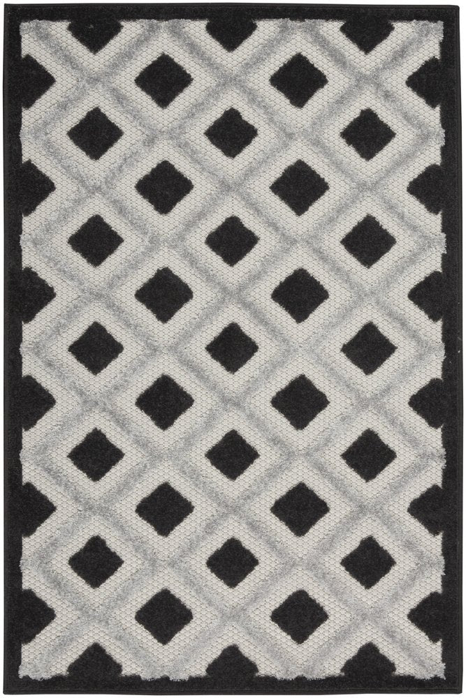 3' X 4' Black And White Indoor Outdoor Area Rug HomeRoots