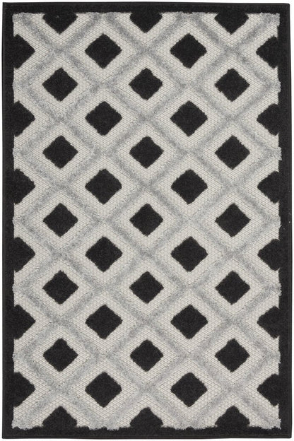 3' X 4' Black And White Indoor Outdoor Area Rug HomeRoots