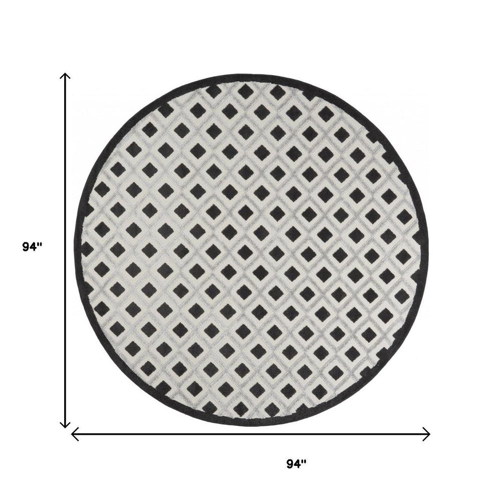 8' X 8' Black And White Round Indoor Outdoor Area Rug HomeRoots