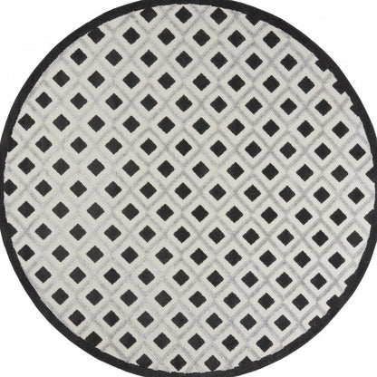 8' X 8' Black And White Round Indoor Outdoor Area Rug HomeRoots
