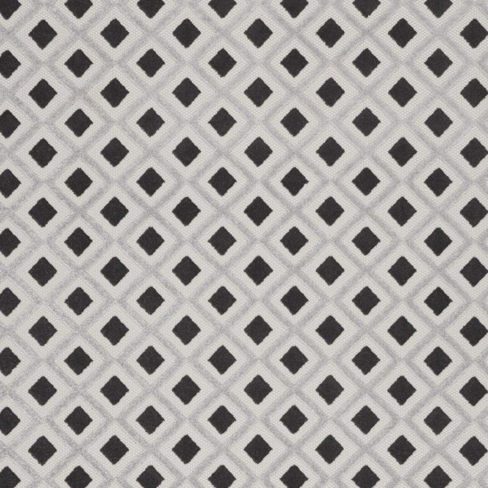 9' X 12' Black And White Indoor Outdoor Area Rug — view 4