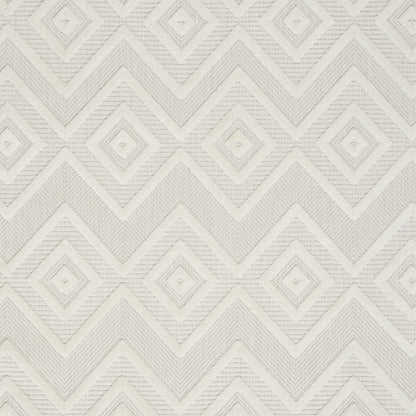 5' X 7' Ivory Indoor Outdoor Area Rug
