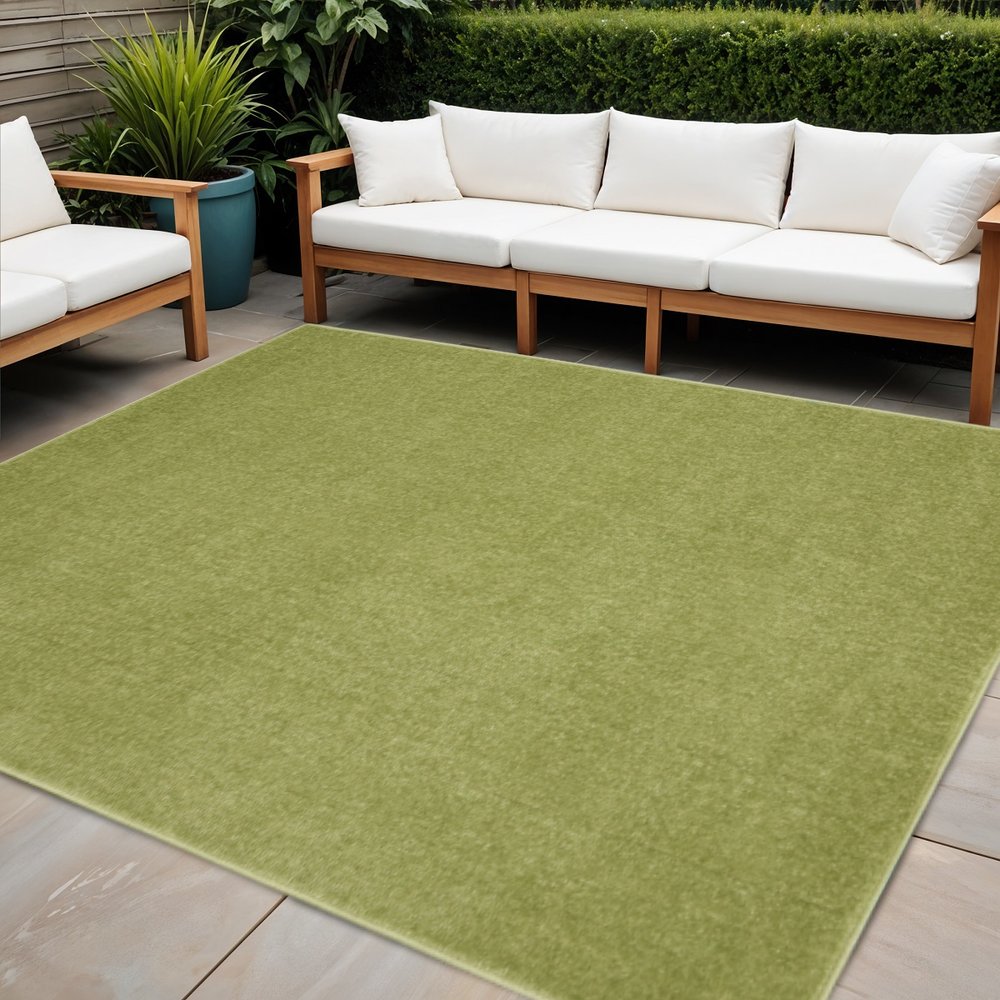5' X 5' Green Square Indoor Outdoor Area Rug — view 1