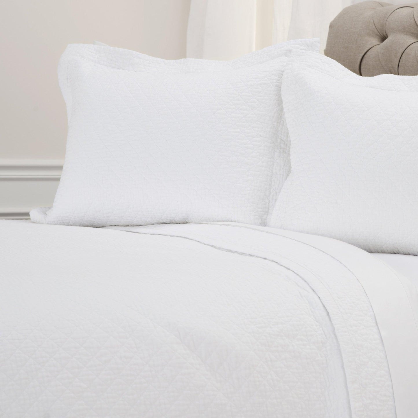 White Queen 100% Cotton 300 Thread Count Machine Washable Down Alternative Comforter - FurniFindUSA