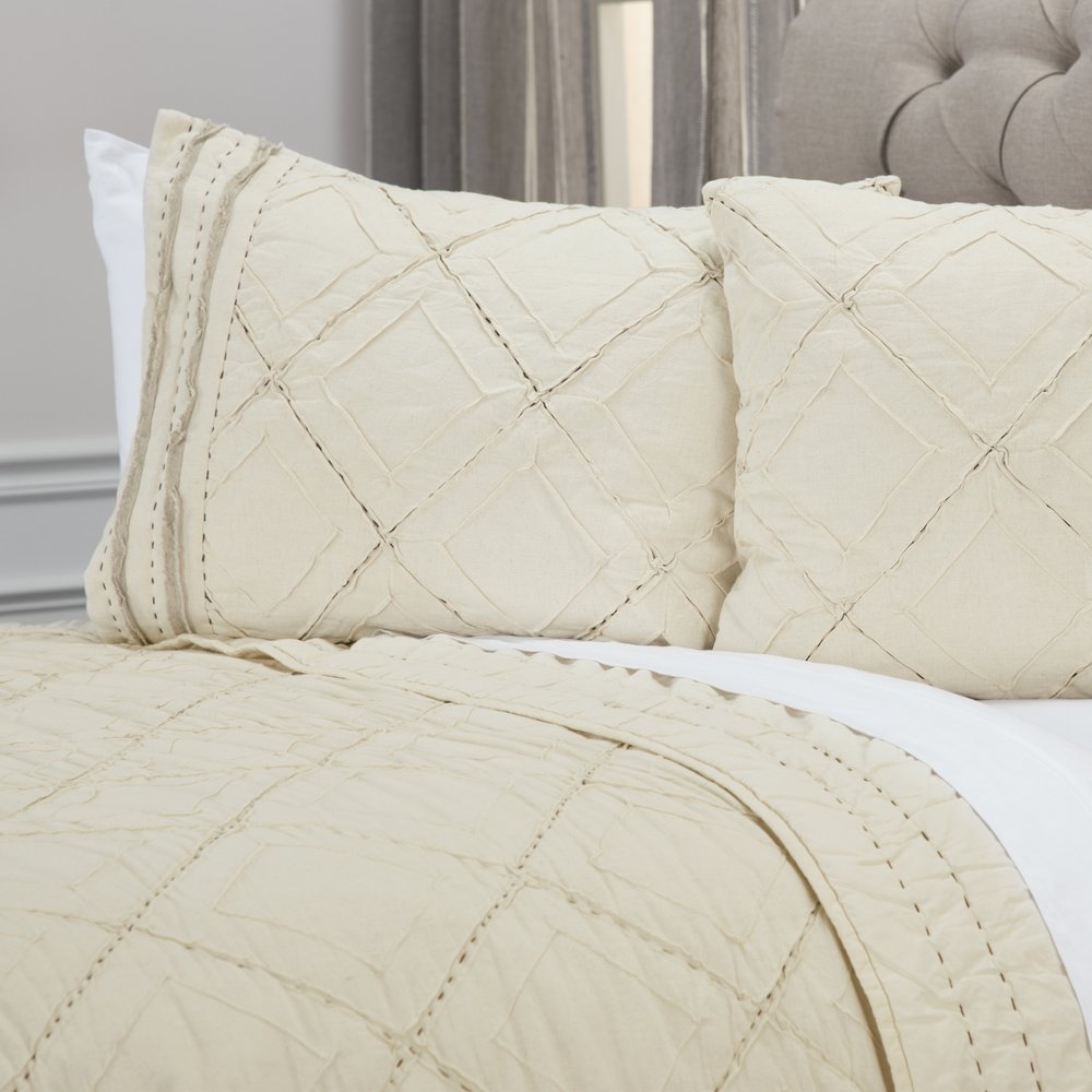 Ivory Geometric King Kantha Stitch Quilt With Shams HomeRoots
