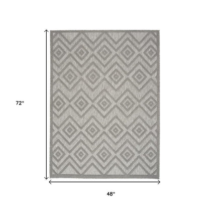 4' X 6' Gray Indoor Outdoor Area Rug HomeRoots