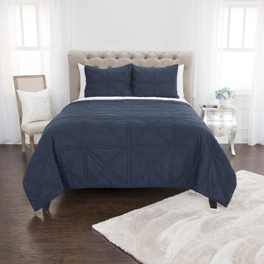 Set of Three Indigo Geometric King Quilt HomeRoots