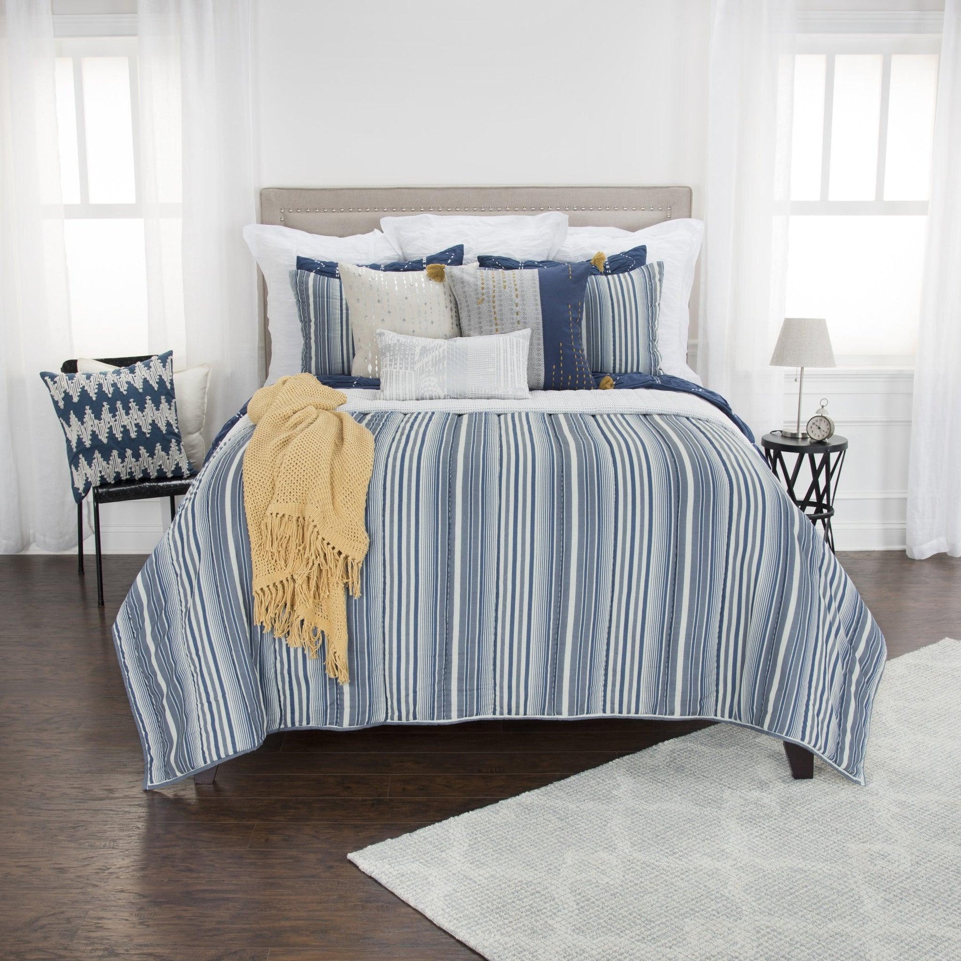 Multi Blues King 100% Cotton 300 Thread Count Machine Washable Down Alternative Comforter - FurniFindUSA