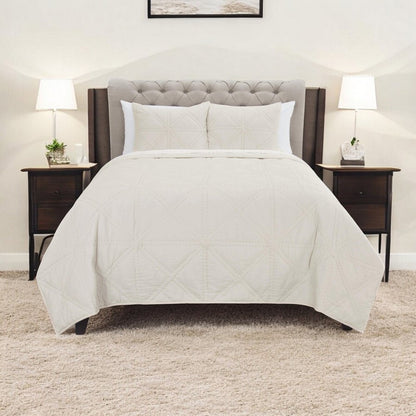 Set of Three Ivory Geometric Queen Quilt HomeRoots
